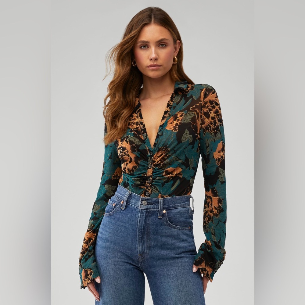 FREE PEOPLE LUCKY SHIRTEE Size Medium